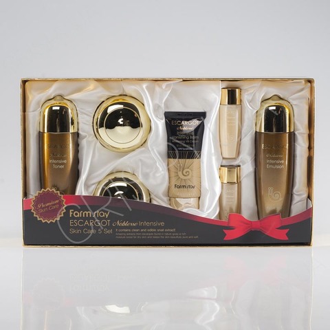 Набір засобів для обличчя з равликом FARMSTAY ESCARGOT NOBLESSE INTENSIVE SKIN CARE 5 SET - 7 предметів