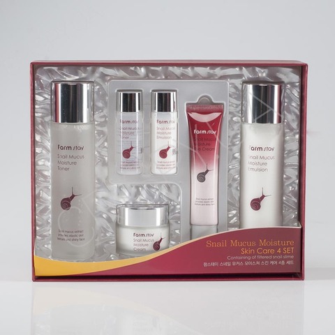 Набір косметики для обличчя FARMSTAY SNAIL MUCUS MOISTURE SKIN CARE 4 set - 6 предметів