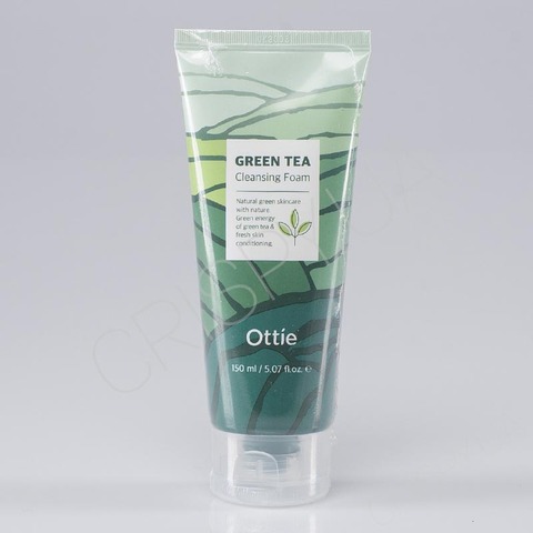 Зволожуюча пінка для обличчя з екстрактом зеленого чаю Green Tea Cleansing Foam Ottie - 150 мл